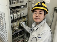 先輩社員画像